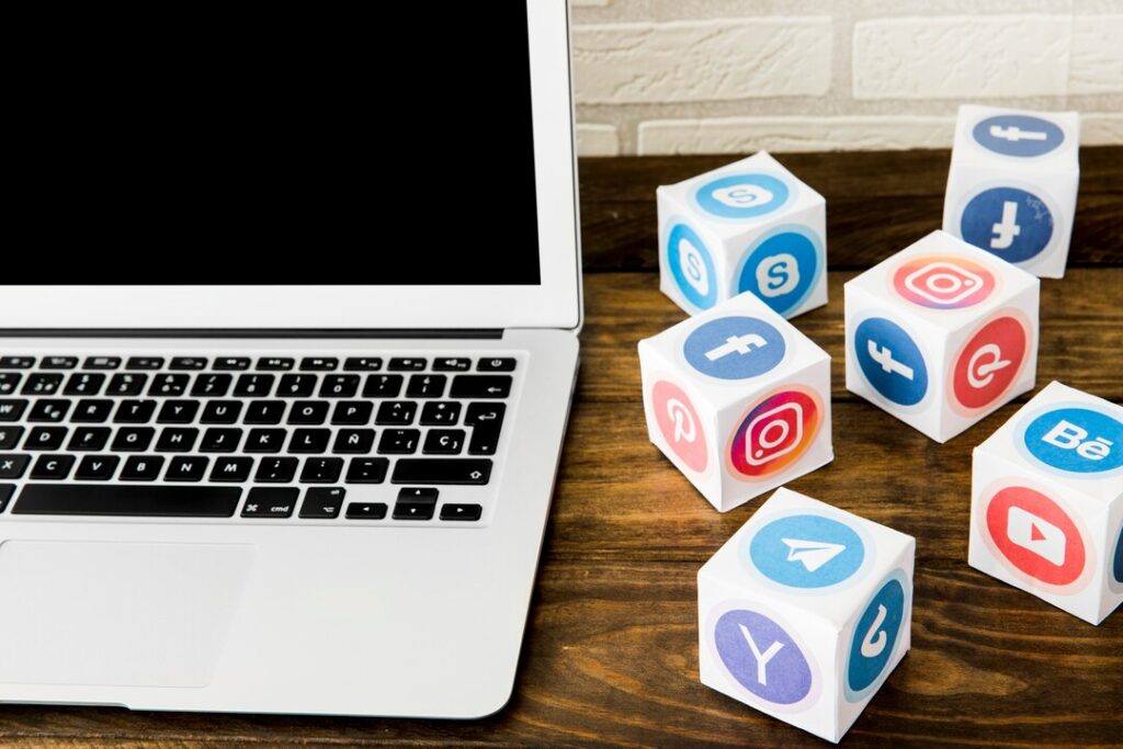 Discovering the Unique Voice of Blog @ randomgiantnet
